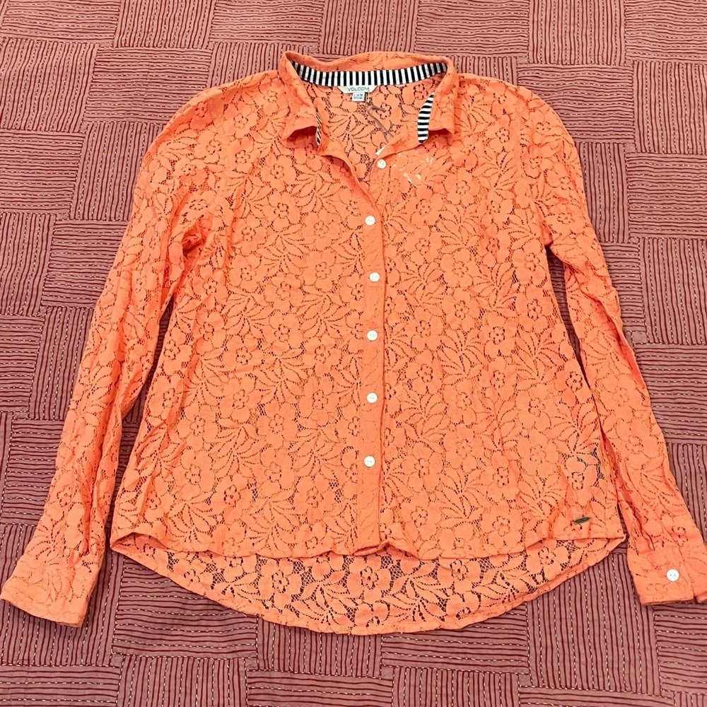 Volcom NWT large coral Women's Lace Button-Up long sleeve Top